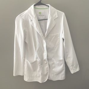 Healing Hands The Minimalist Labcoat